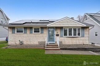28 3rd Ave, Port Reading, NJ 07064