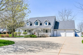 1251 N Pine Rd, Essexville, MI 48732