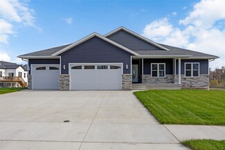 2416 Kestrel Dr SE, Cedar Rapids, IA 52403