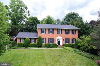 2 Harnel Ct, Baldwin, MD 21013