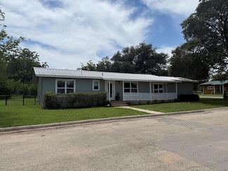 225 Coolidge St, Mason, TX 76856
