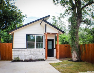 715 Ripford St, San Antonio, TX 78225