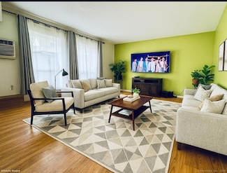 18 Wellington Dr Unit 18, Farmington, CT 06032