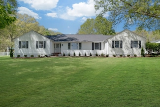 885 Jones Creek Rd, Dickson, TN 37055