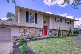 4411 Meadowbrook Ln, Newburgh, IN 47630