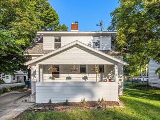 3908 Oakland Dr, Kalamazoo, MI 49008