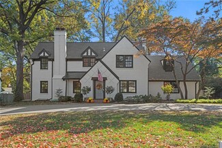 2509 W 63rd St, Mission Hills, KS 66208