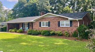 7 Carlisle Dr, Honea Path, SC 29654