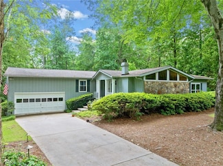 1260 Willeo Creek Dr, Roswell, GA 30075
