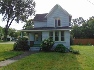 406 Furnace Rd, Conneaut, OH 44030