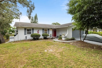 818 Eunice Dr, Tarpon Springs, FL 34689