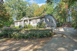 2612 Cherokee Rd, Mountain Brook, AL 35216