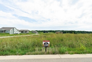 4958 Prairie Kettle Ct, Westport, WI 53597