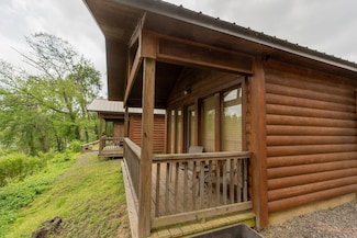 2 Swinging Bridge Dr, Heber Springs, AR 72543