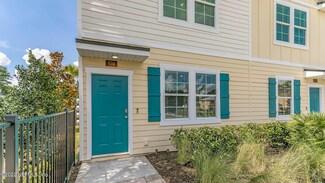 803 Gate Run Rd, Jacksonville, FL 32211