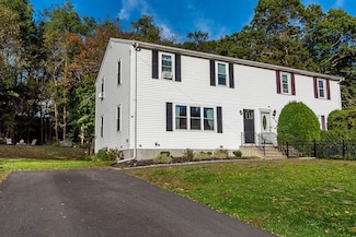 70 Landing Dr Unit 5-L, Taunton, MA 02780