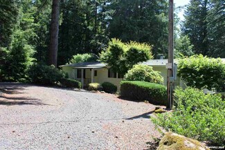 45725 Sunnyside Dr, Foster, OR 97345