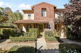 28555 Herrera St, Valencia, CA 91354