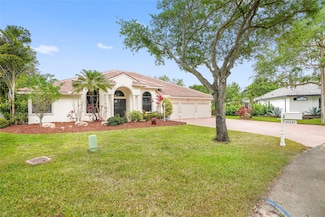16241 Owasco Cir, Davie, FL 33331