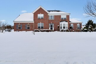 7 Lonnie Dr, Allentown, NJ 08501