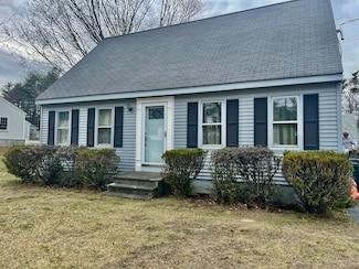 17 Greenfield Ln, Biddeford, ME 04005