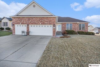 5945 Upton Grey Cir, Lincoln, NE 68516