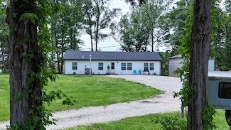 9191 W Mount Carmel Rd, Gosport, IN 47433