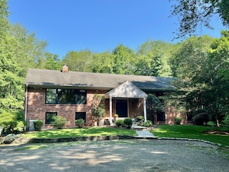326 Ponus Ridge, New Canaan, CT 06840