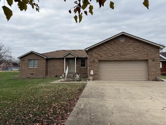 49 Walnut Ln, Huntington, WV 25704