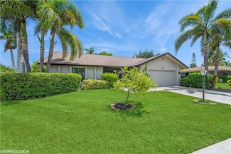 1021 Charlemagne Blvd, Naples, FL 34112