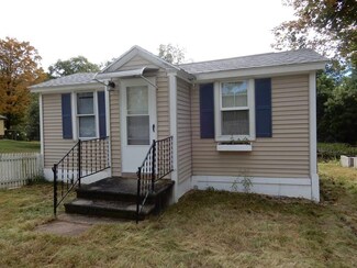79 East St, Ware, MA 01082