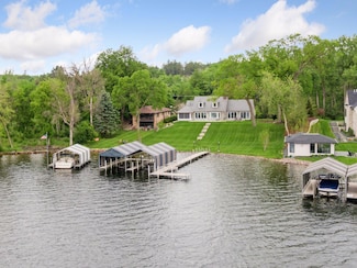 1397 Orono Ln, Wayzata, MN 55391