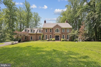 10709 Shadowglen Trail, Fairfax Station, VA 22039