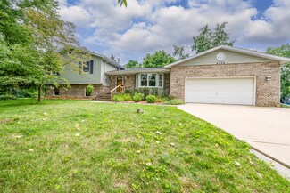 4862 Woodland Dr, Saint Joseph, MI 49085