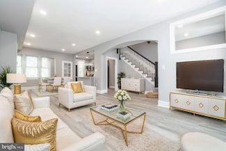 2111 N Ellamont St, Baltimore, MD 21216