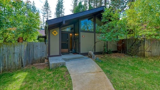 85 Graeagle Meadows Rd, Graeagle, CA 96103