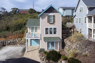 2601 SW Anemone Ave, Lincoln City, OR 97367