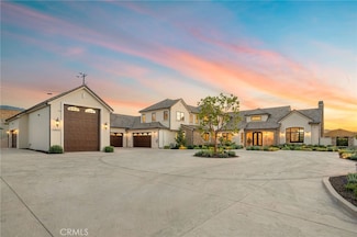 15800 Mandalay Rd, Canyon Country, CA 91387