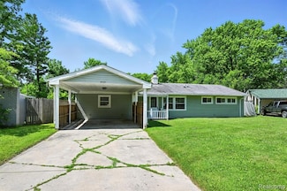 1935 Carmanbrook Pkwy, Flint, MI 48507