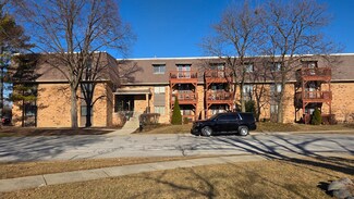 1925 Tall Oaks Dr Unit 3703, Aurora, IL 60505