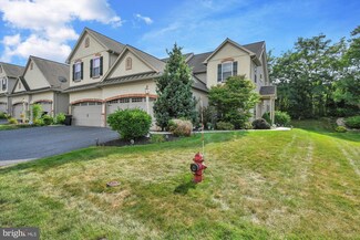 1134 Day Star Dr, Harrisburg, PA 17111