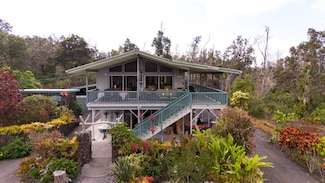 92-1300 Leilani Makai Rd, Captain Cook, HI 96704