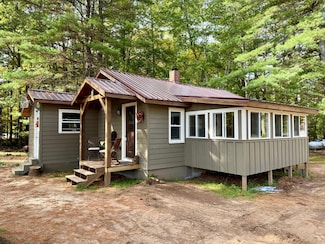 1278 Riverdale Ln, Eagle River, WI 54521