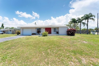 4535 MacEachen Blvd, Sarasota, FL 34233
