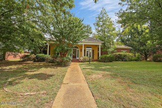 308 Woodlands Dr, Brandon, MS 39047