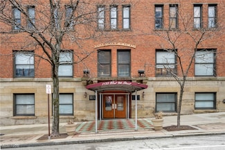 1133 W 9th St Unit 409, Cleveland, OH 44113