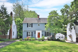 155 Aldrich Rd, Columbus, OH 43214