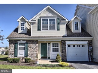 305 Village Dr, Blandon, PA 19510