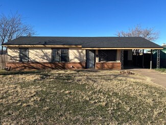 2804 Vanda Ave, Lubbock, TX 79404