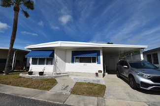 418 Molokai Ln, Largo, FL 33770